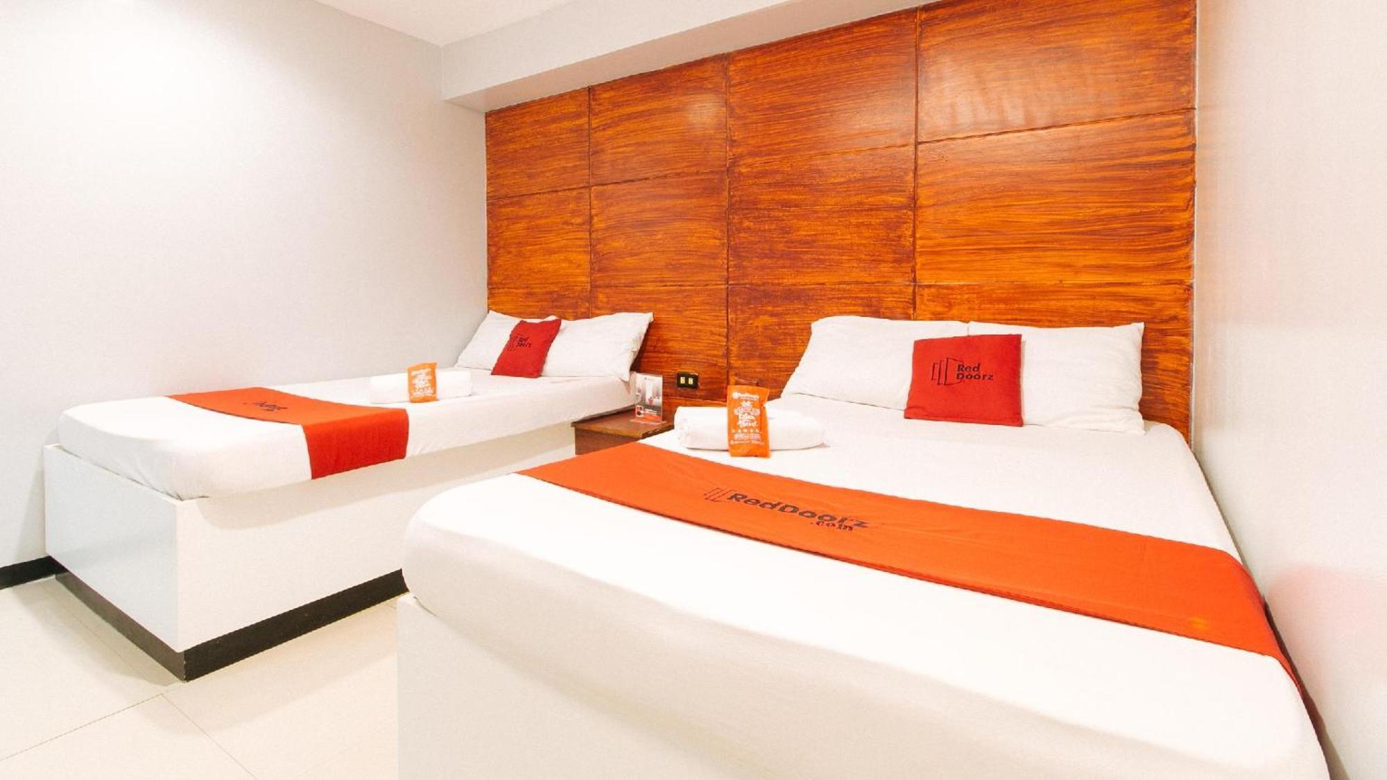 Reddoorz At Homa Resort Hotel Santiago  Esterno foto